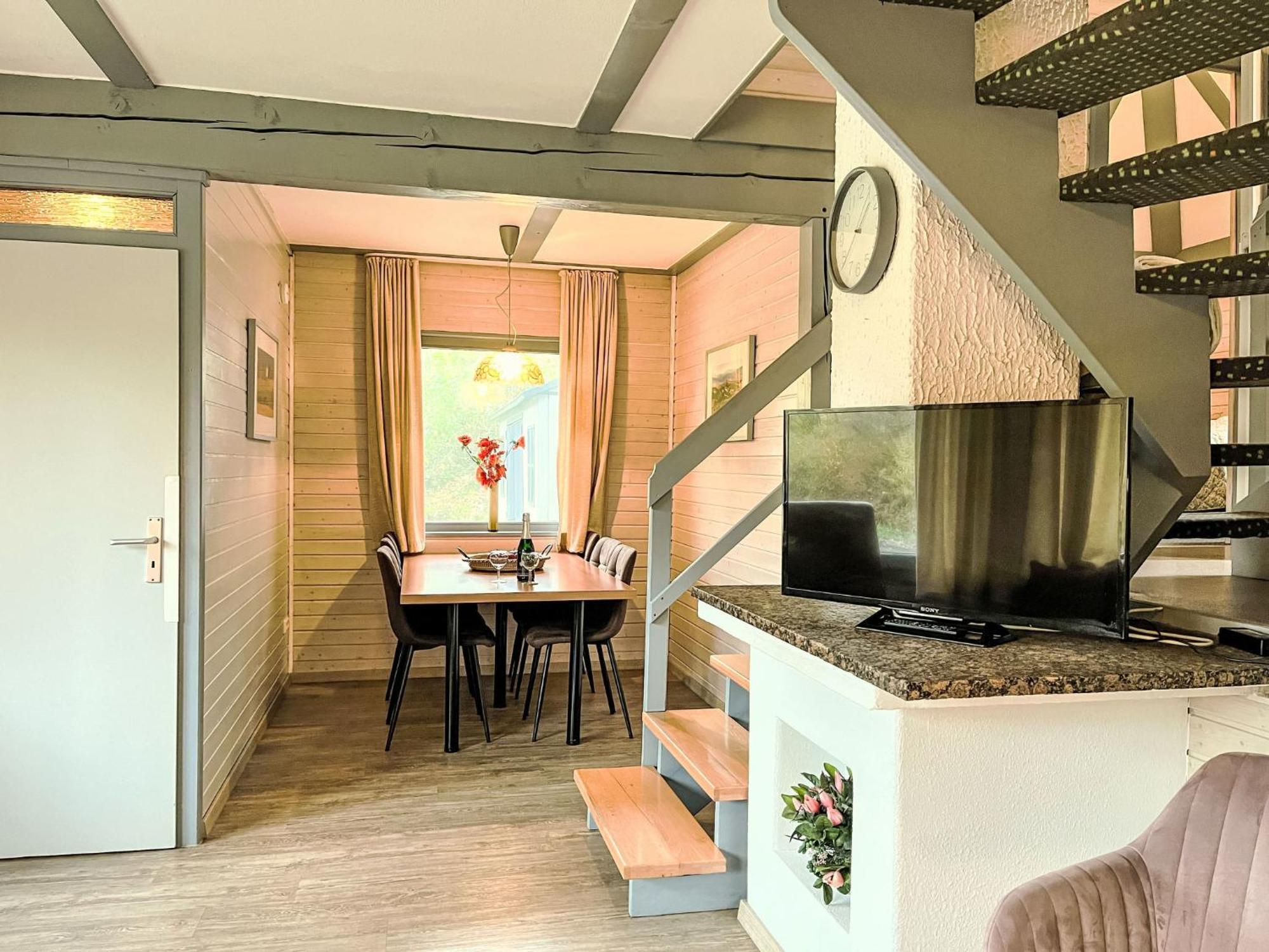Holiday Home Dorf 3-Haus 112 By Interhome เคียร์ชไฮม์ ภายนอก รูปภาพ